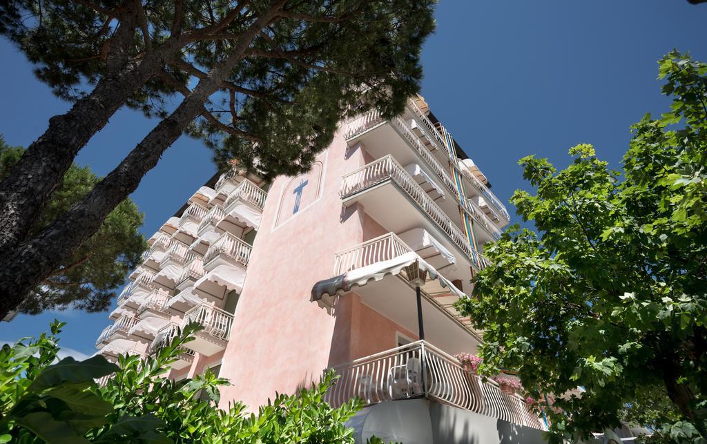 Hotel Trevi Jesolo Extérieur photo