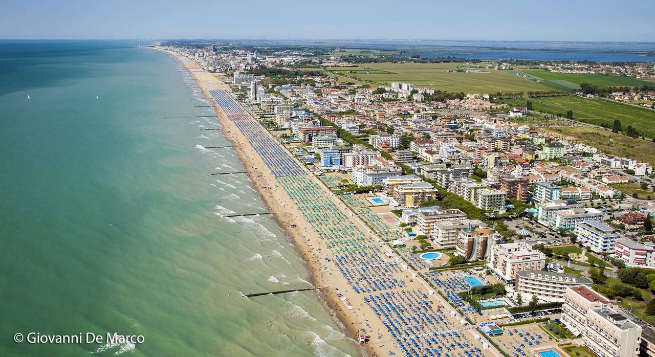 Hotel Trevi Jesolo Extérieur photo